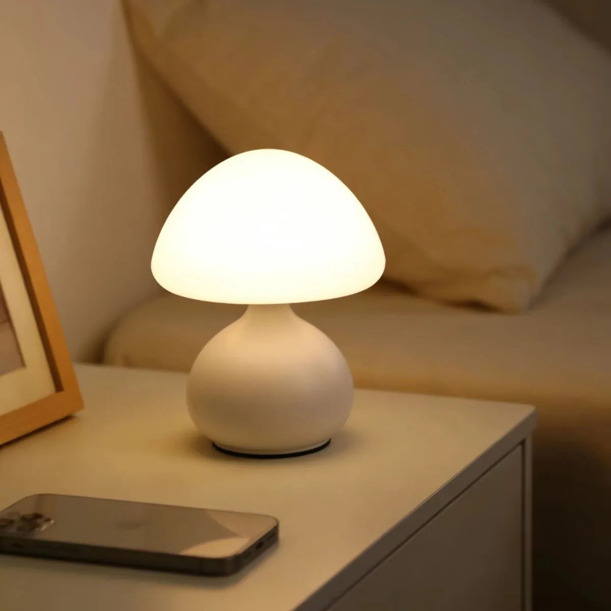 Lampe de Table Champignon LED — 3 Couleurs, Variateur Infini, Déco Minimaliste